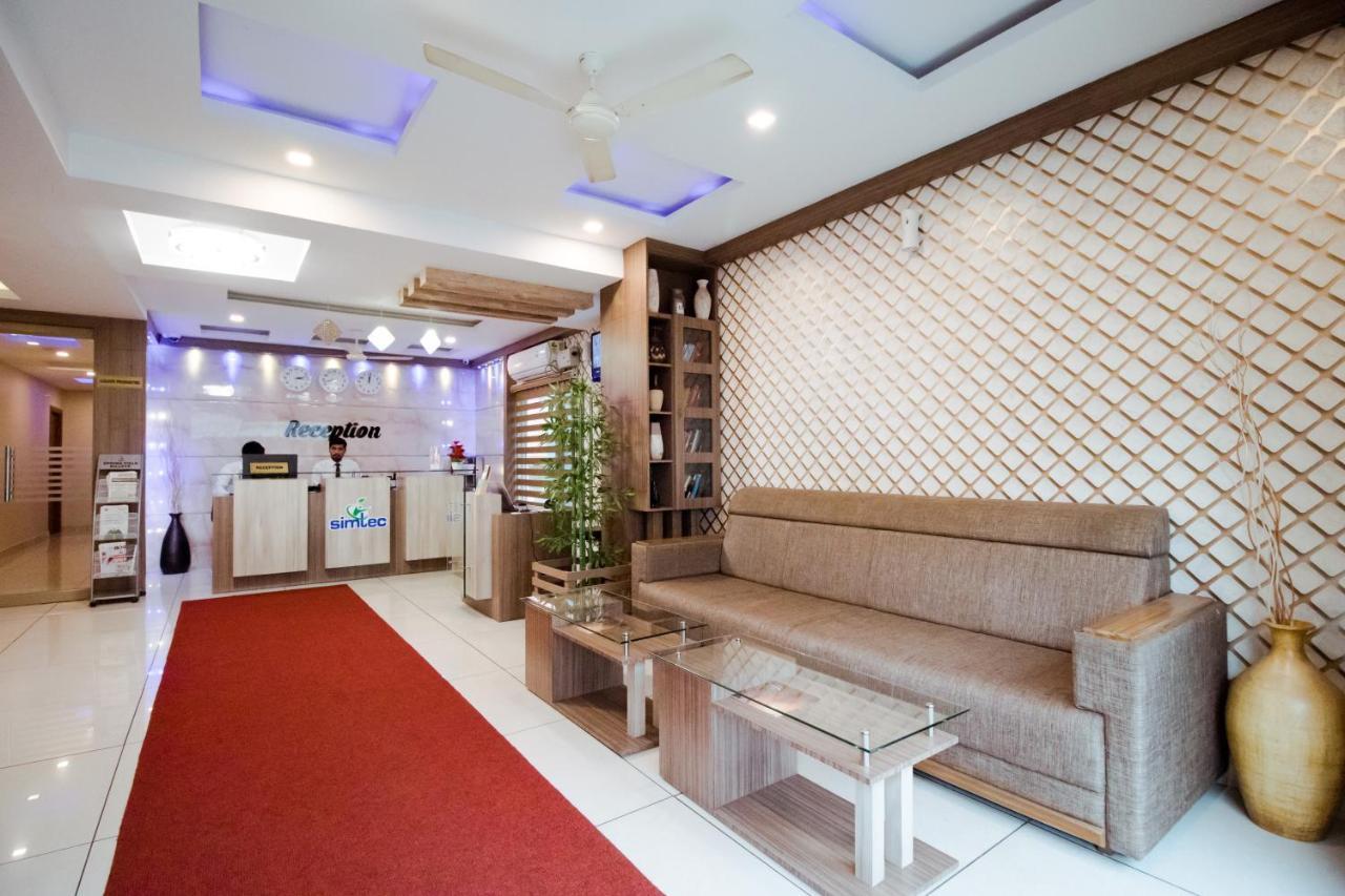 Hotel Spring Field Billets Kochi Exterior foto