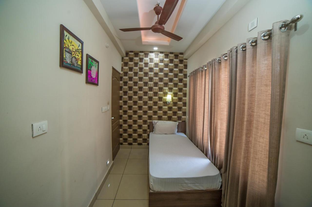Hotel Spring Field Billets Kochi Exterior foto