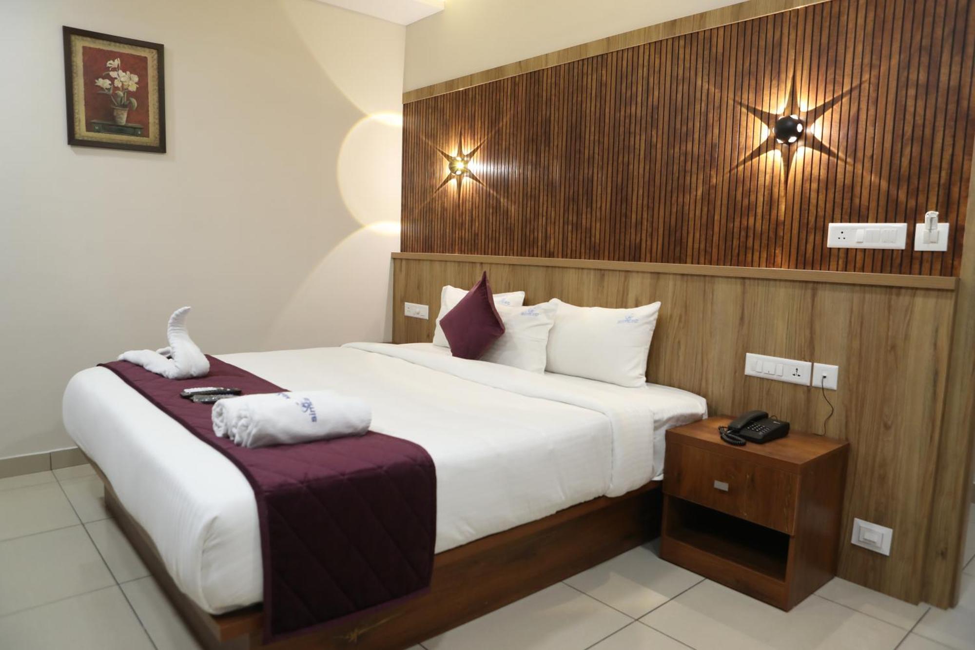 Hotel Spring Field Billets Kochi Exterior foto